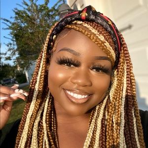 Meet your Posher, Renee